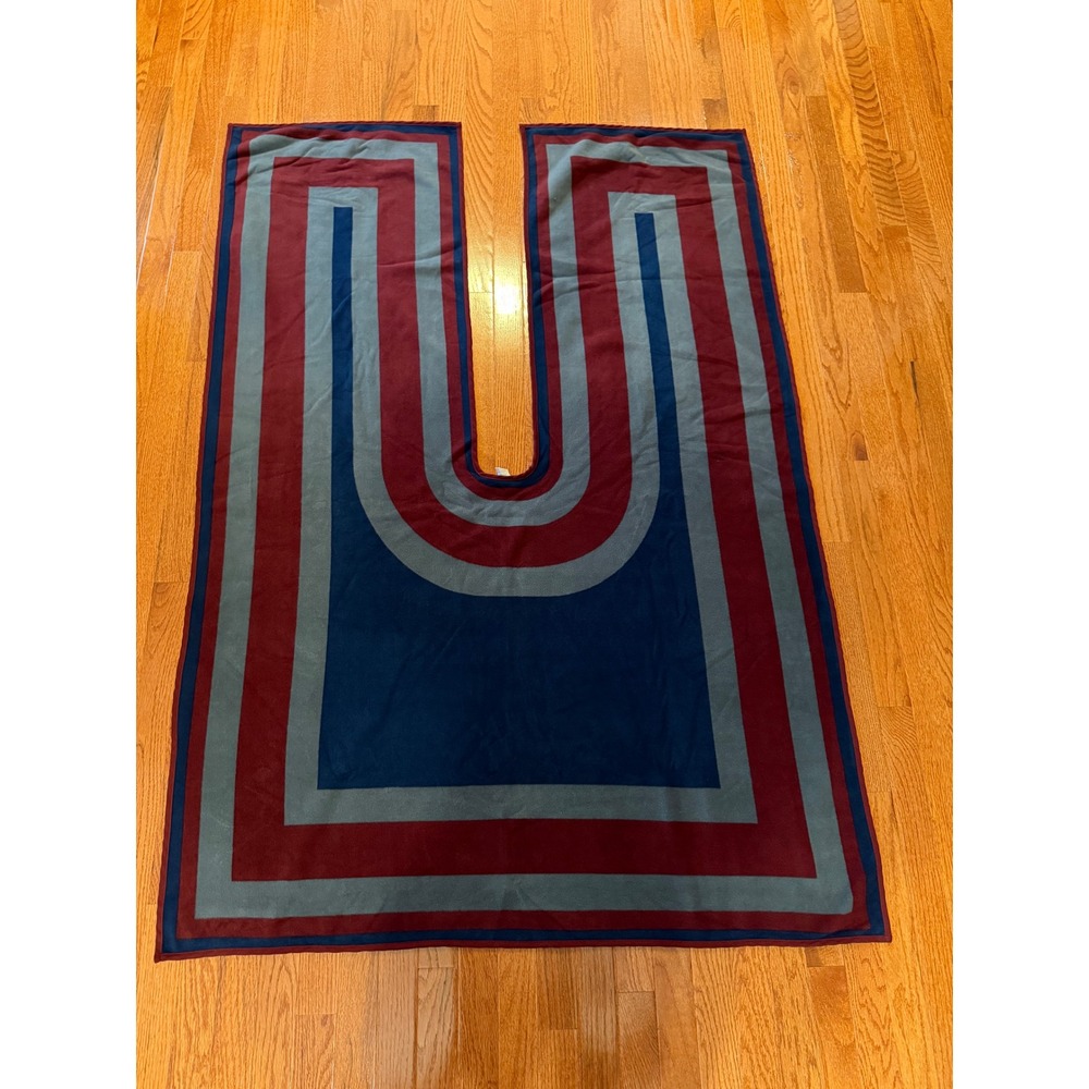Woolrich Reversible Topper Cape Shawl Poncho Wrap Blue Burgundy Geometric‎
